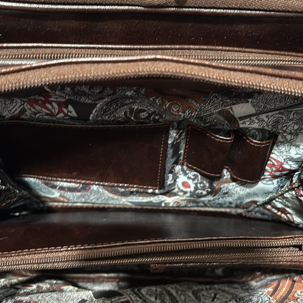 Messenger Leather Gladstone Style Bag, Sienna & Expresso Brown - Picture 9 of 13